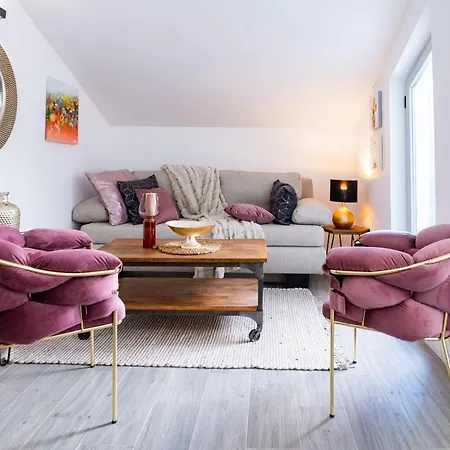 House With A Parking Space - 22855 펜션 스플리트